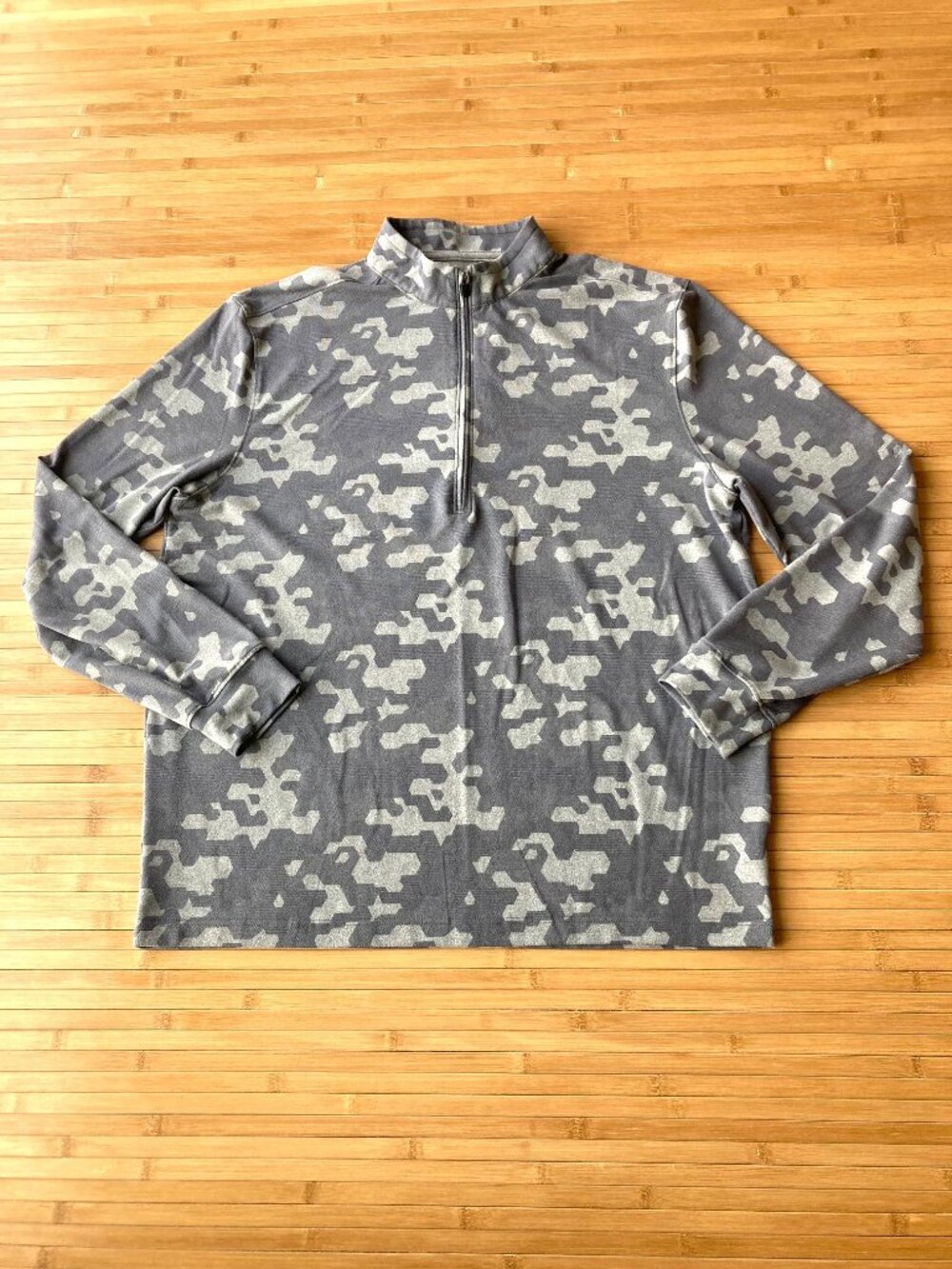 Johnnie-O Gridlock Performance Microfleece Golf Pullover Mens Large L Seal Camo